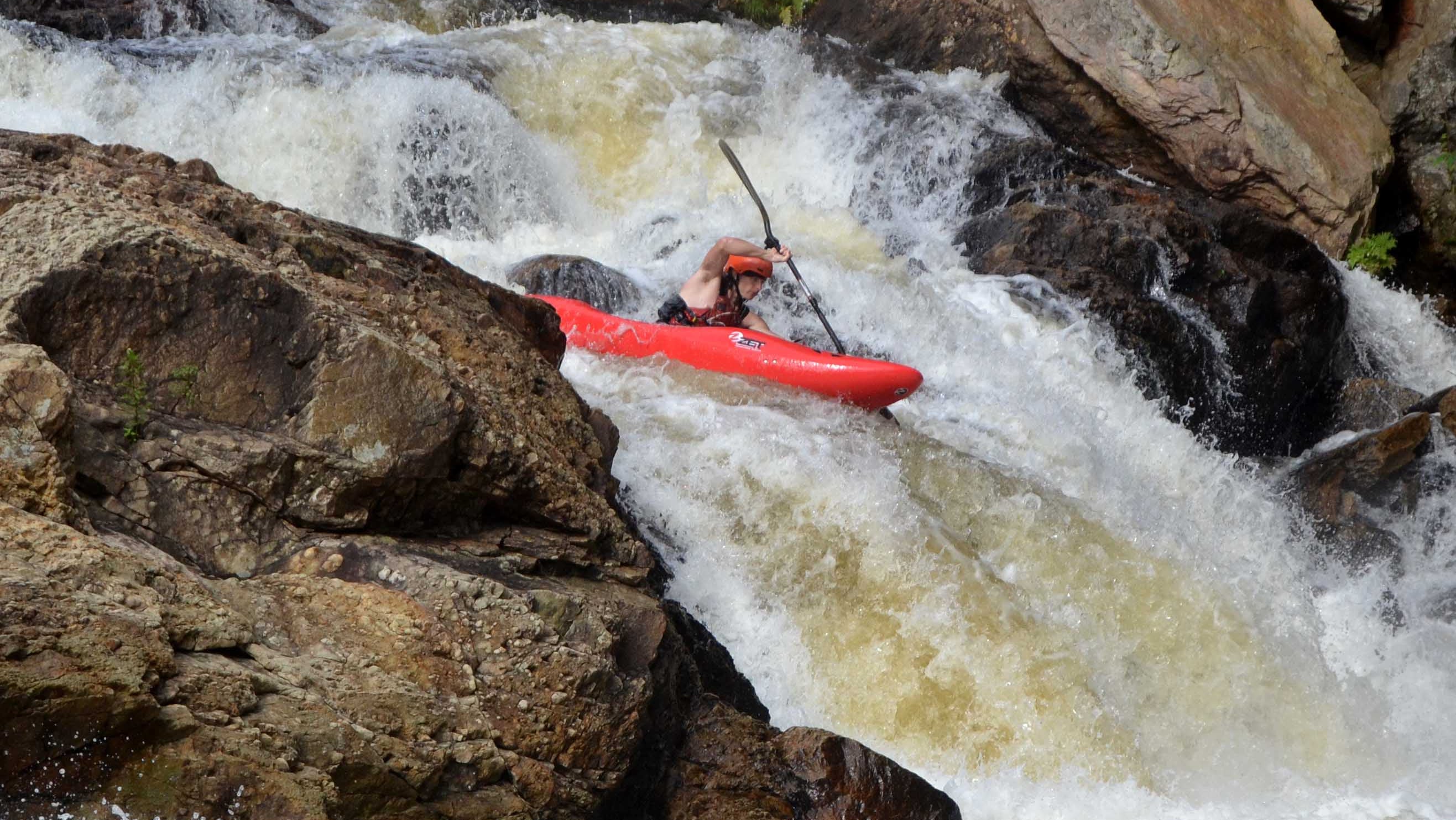Zet Kayaks USA - Whitewater kayaks